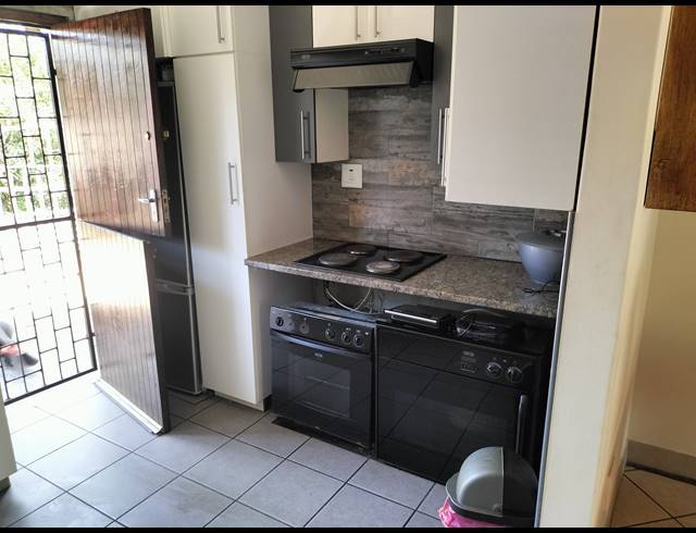 5 BEDROOM HOUSE FOR SALE IN COPESVILLE
